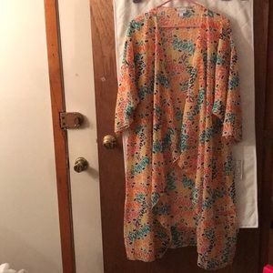 NWT Lularoe Shirley size L